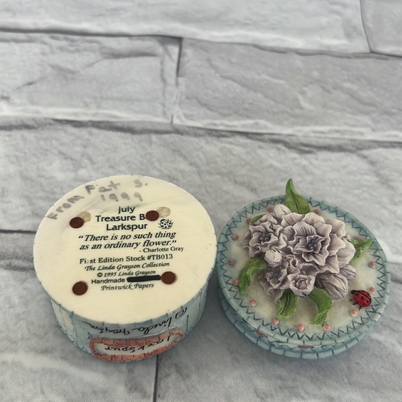 July Larkspur trinket box in blue ladybug 🐞 - Picture 4 of 4